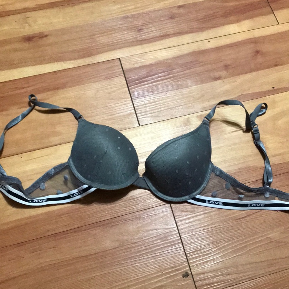 32A Grey push-up bra